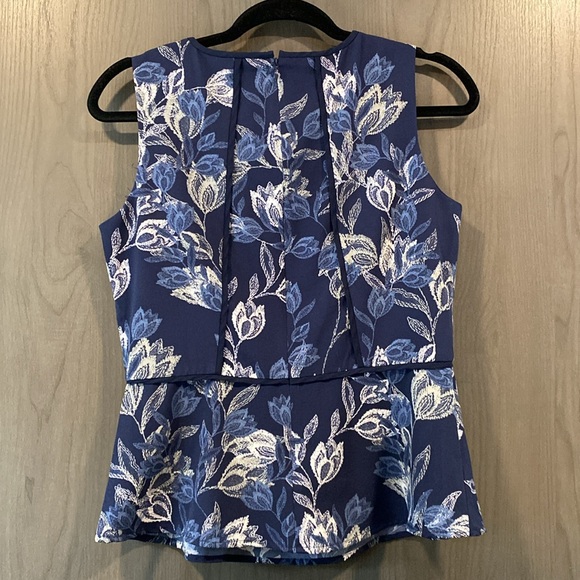 Banana Republic Factory Navy Floral Peplum Tank Top - Picture 5 of 6